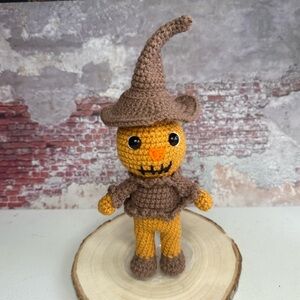 Handmade Crochet Scarecrow Amigurumi Doll – Halloween Decoration